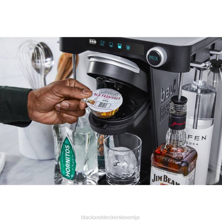 BLACK+DECKER bev akumulatorski kuhalnik koktajlov 8B2Z323 kuhinja