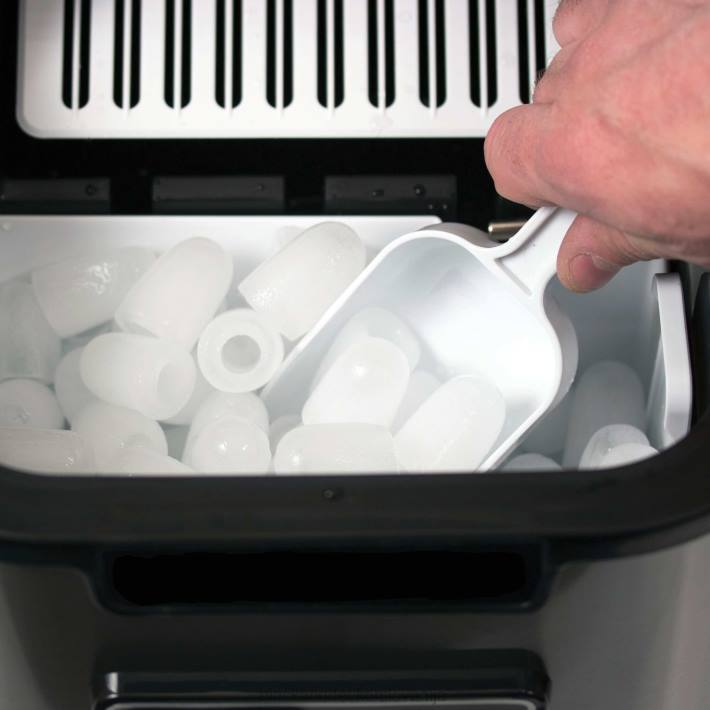 BLACK+DECKER Ledomat z zmogljivostjo 26 lb 8B2Z296 kuhinja