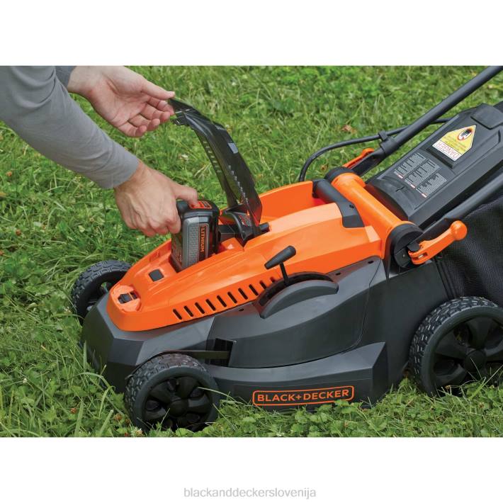 BLACK+DECKER 40v max akumulatorska kosilnica z baterijo in polnilcem priložena 8B2Z419 na prostem