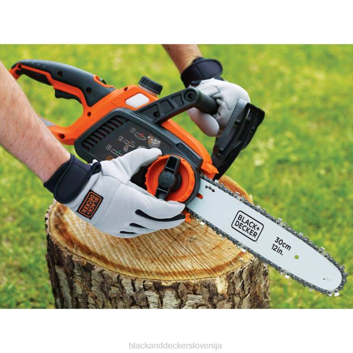 BLACK+DECKER 40v max akumulatorska verižna žaga 12-palčna 8B2Z390 na prostem