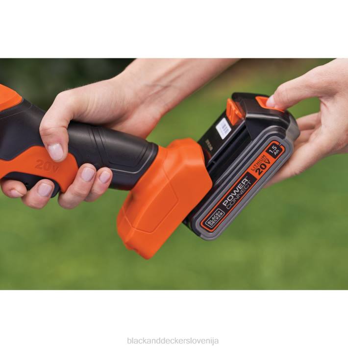 BLACK+DECKER 20v max powerconnect 3/8 in. Komplet akumulatorskih strižnih grmičevja 8B2Z511 na prostem