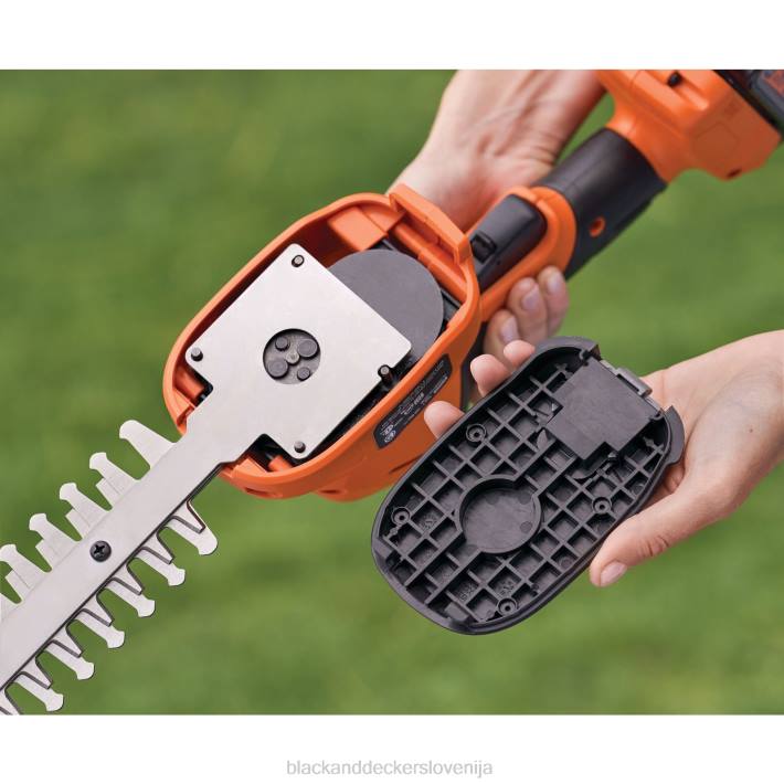 BLACK+DECKER 20v max powerconnect 3/8 in. Komplet akumulatorskih strižnih grmičevja 8B2Z511 na prostem