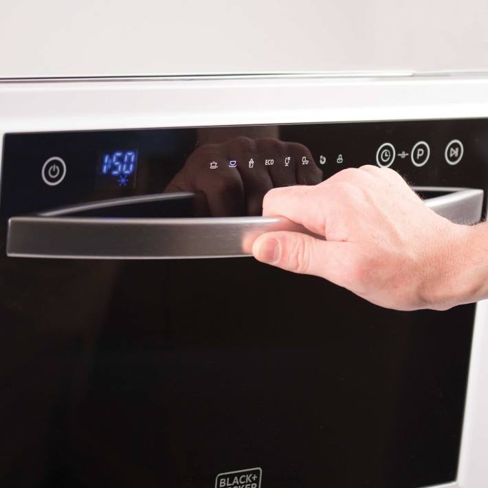 BLACK+DECKER Kompakten namizni pomivalni stroj s 6 pogrinjki 8B2Z461 na prostem