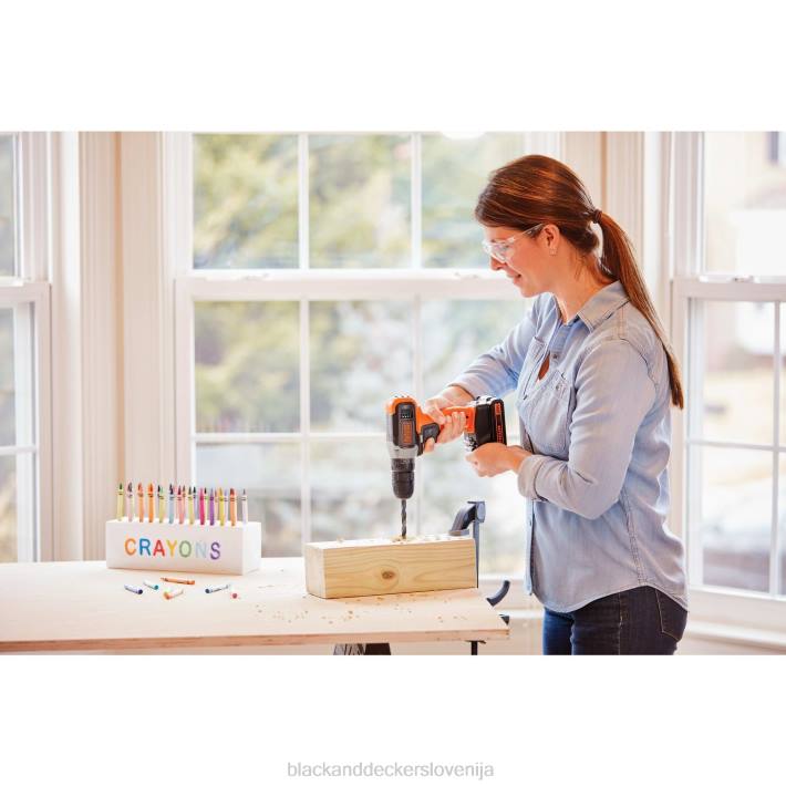 BLACK+DECKER Akumulatorski vrtalni vijačnik 20 V max z 28-delnim kompletom za domači projekt 8B2Z546 orodja