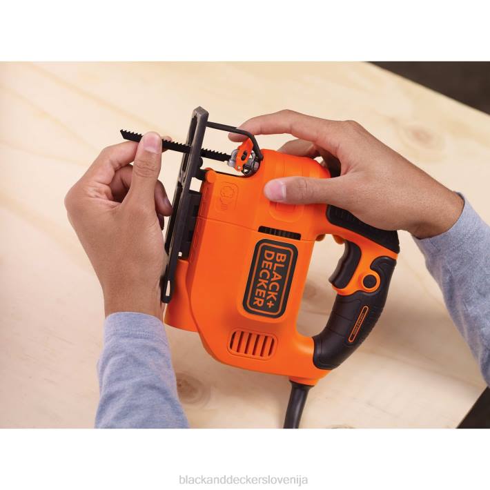 BLACK+DECKER vbodna žaga 4,5 -amp 8B2Z650 orodja